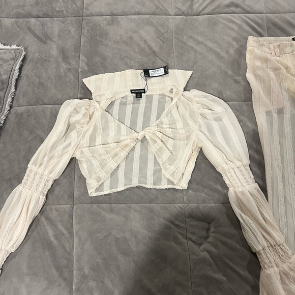 Pretty little thing two piece set Brand New !! - Picture 5 of 10